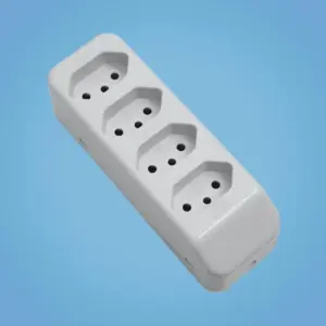 Tomada Móvel Múltipla 2p+t 10a/250v Quádrupla Cinza - Fame