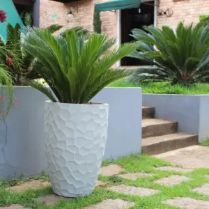 Vaso Cônico Prisma Cimento Médio 60 X 41cm - Japi - Imagem 3