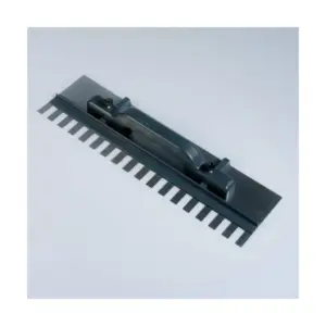 Desempenadeira Dentada com Regulagem 43 X 12